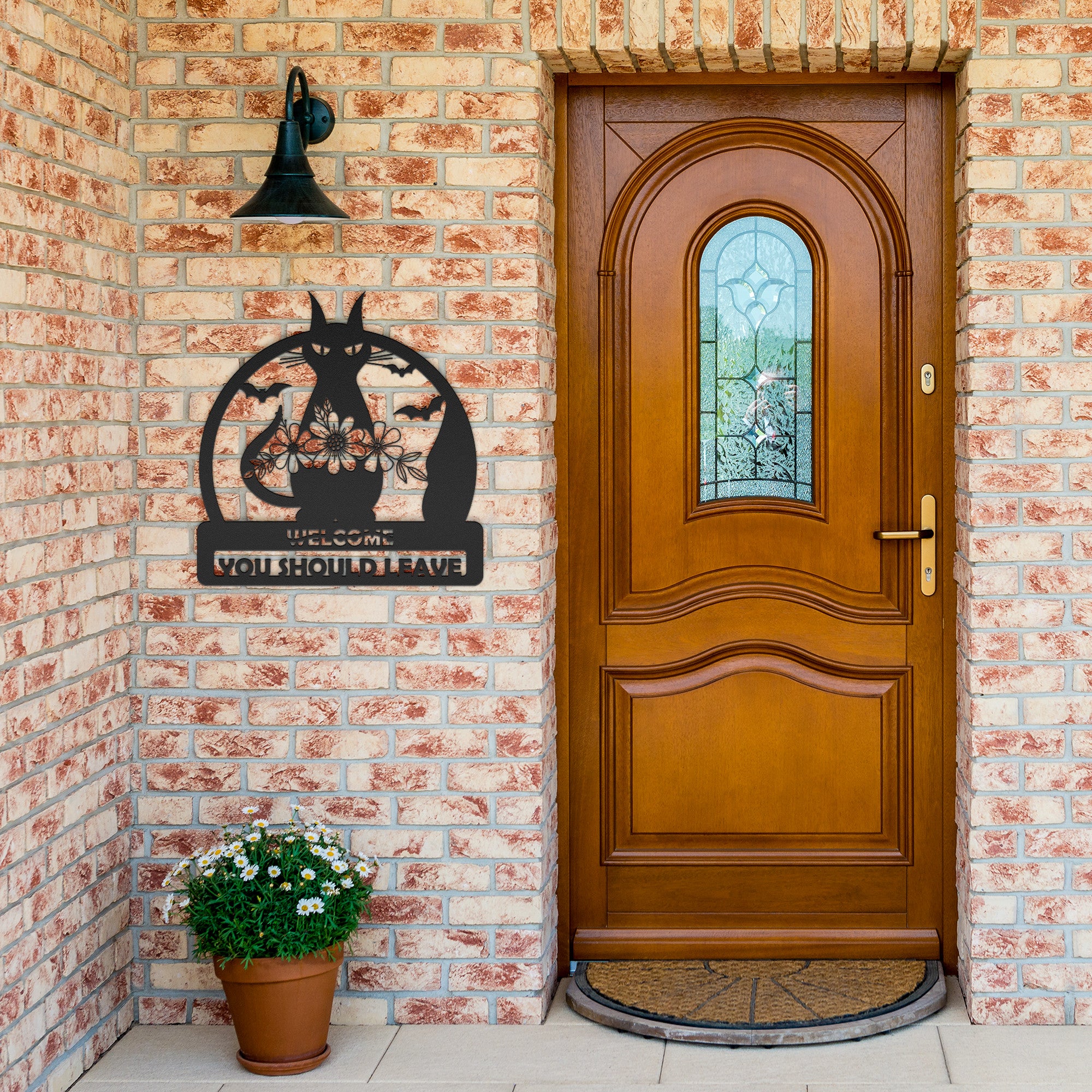 HDSS-01-Welcome-You-Should-Leave-Black-Cat-&-Bat