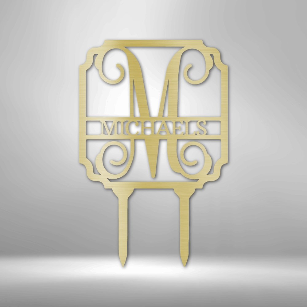 Vine Stake Monogram Steel Sign - Personalized Metal Wall Decor for Garden Lovers - Stylinsoul